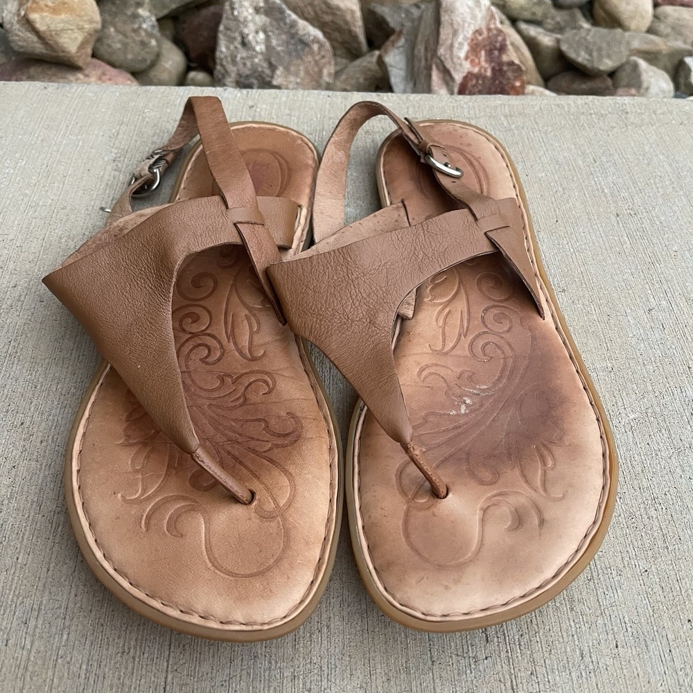Born Womens Size 11 US 41.5 EU 38 Brown Leather T Strap Retro Bohemian Sandals
